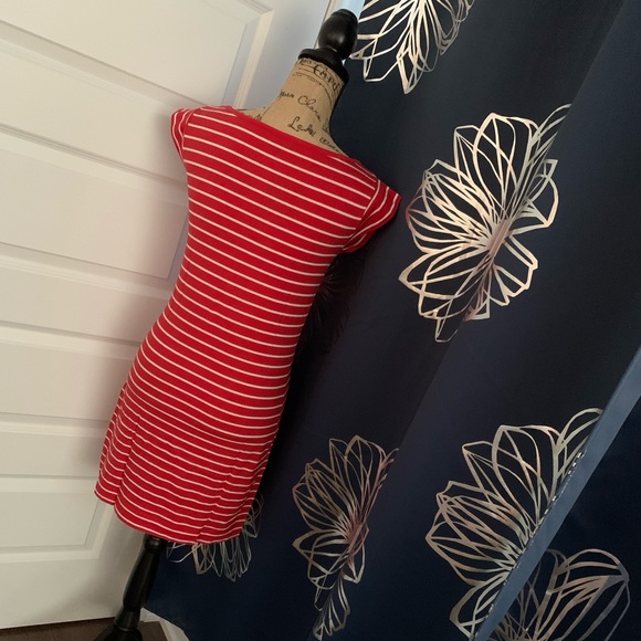 French Connection red sleeveless dress with white stripes - Picture 3 of 4